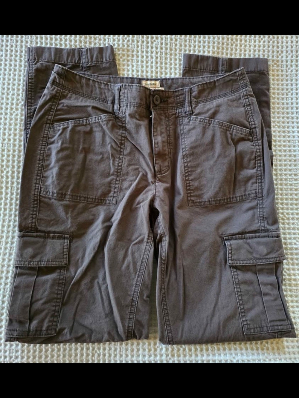 L.L. Bean Women's Straight Leg Cargo Pants - Gray Size 8MT